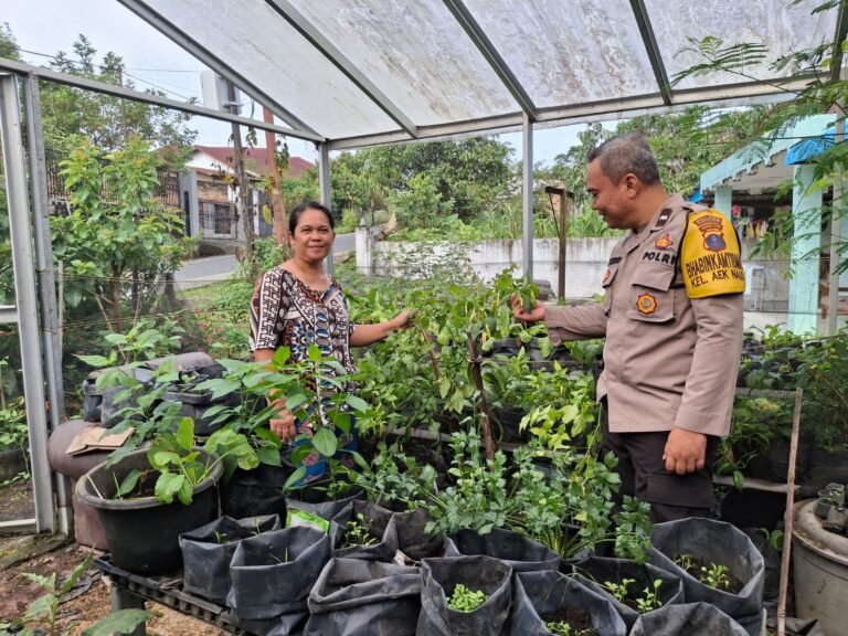Manfaatkan Lahan Dalam Dukung Ketahanan Pangan, Bhabinkamtibmas Polsek Siantar Selatan Sambangi Warga Binaan