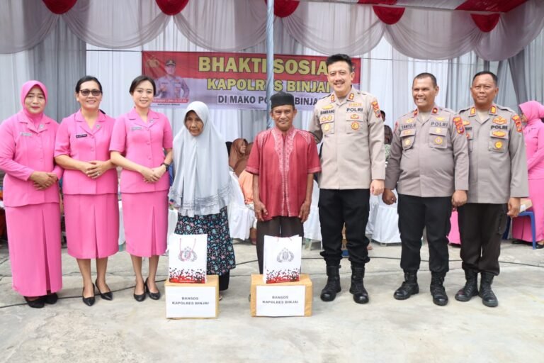 Melakukan Kunker ke Polsek Jajaran, Kapolres Binjai Berikan Bantuan Kepada Masyarakat