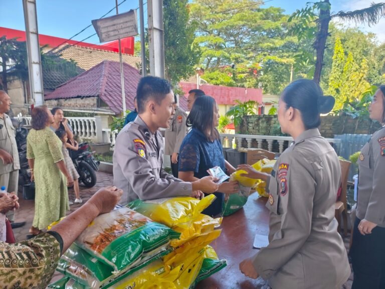 Polda Sumut Gelar Gerakan Pangan Murah di Gereja GBKP Bangun Mulia, Ringankan Beban Masyarakat