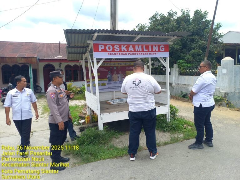 Bhabinkamtibmas Polsek Siantar Marihat Sambangi Sat Kamling Jalan Farel Pasaribu