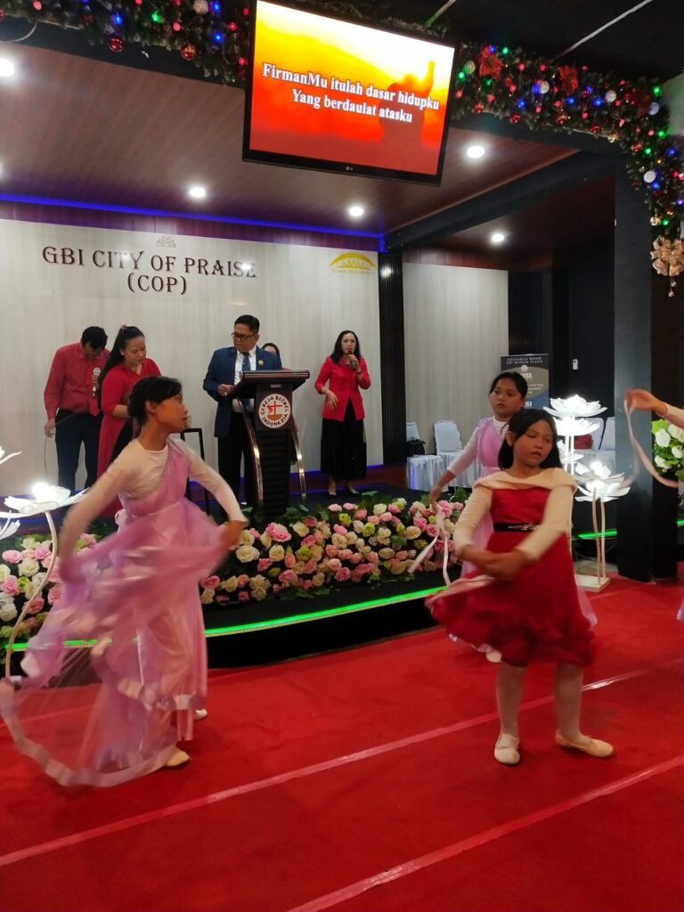 Kasat Binmas Polres Pematang Siantar Hadiri Perayaan Natal API