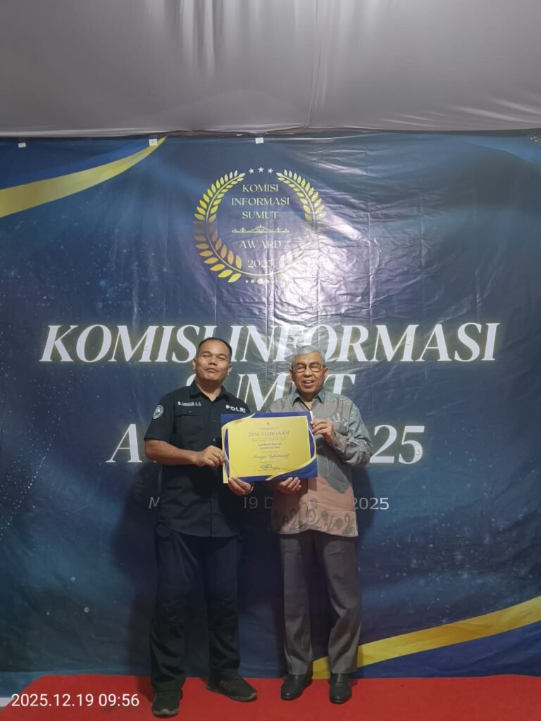 Polda Sumut Raih Predikat Menuju Informatif Pada Komisi Informasi Sumut Award 2025