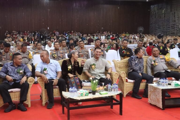 Polres Simalungun Rayakan Natal Bersama, Allah Hadir Untuk Menyelamatkan Keluarga