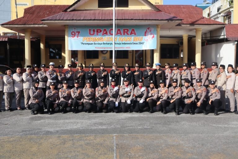 Kapolres Pematang Siantar Pimpin Upacara Peringatan ke 79 Hari Ibu Tahun 2025