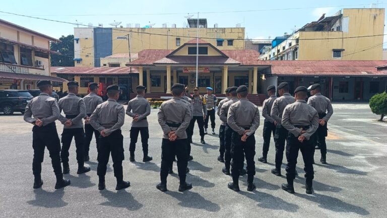 Polres Pematang Siantar Terima 15 Bintara Remaja BKO Polda Sumut Pembekalan Tugas Ops Lilin Toba 2025