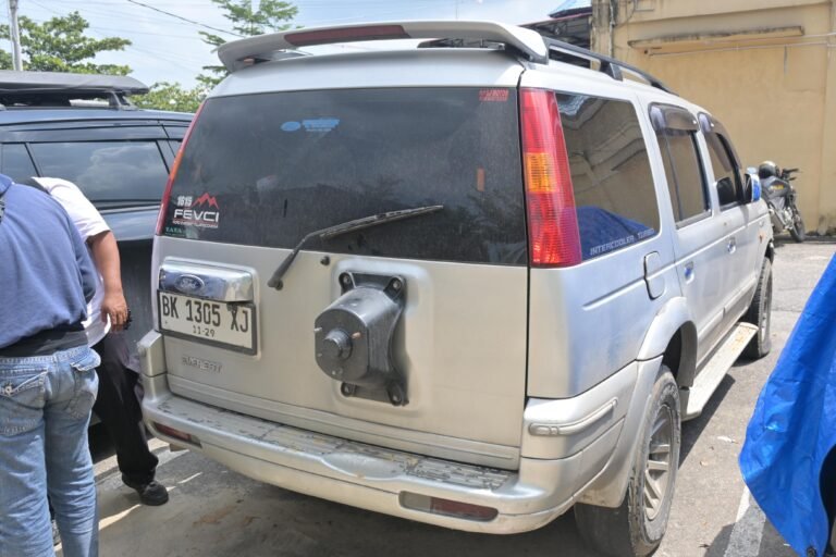 Press Release Satres Narkoba Polres Labusel Ungkap 27,869 Gram Ganja, Satu Buruh Asal Padang Ditangkap