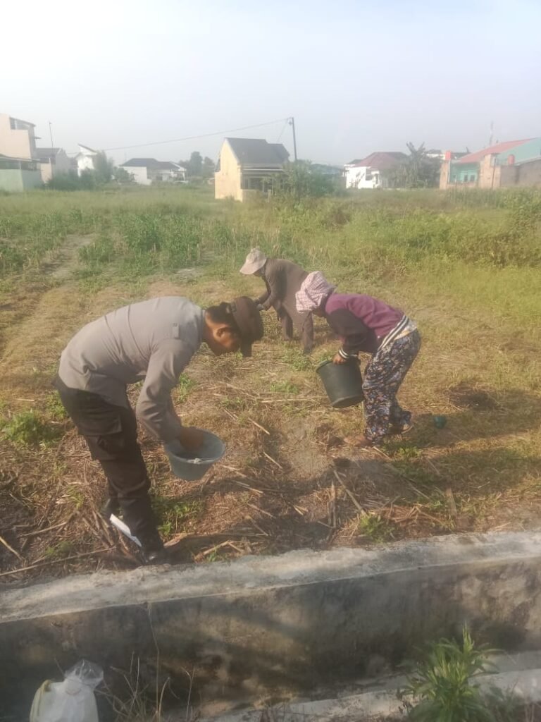 Bhabinkamtibmas Polsek Siantar Selatan Sambangi Warga Binaan di Jalan Mandiri