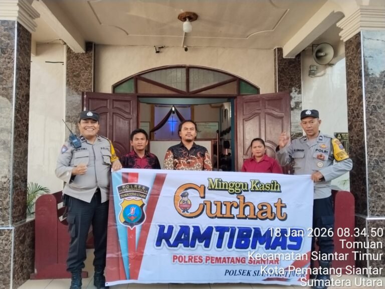 Polsek Siantar Timur Gelar Minggu Kasih Curhat Kamtibmas di Gereja HKBP Tomuan