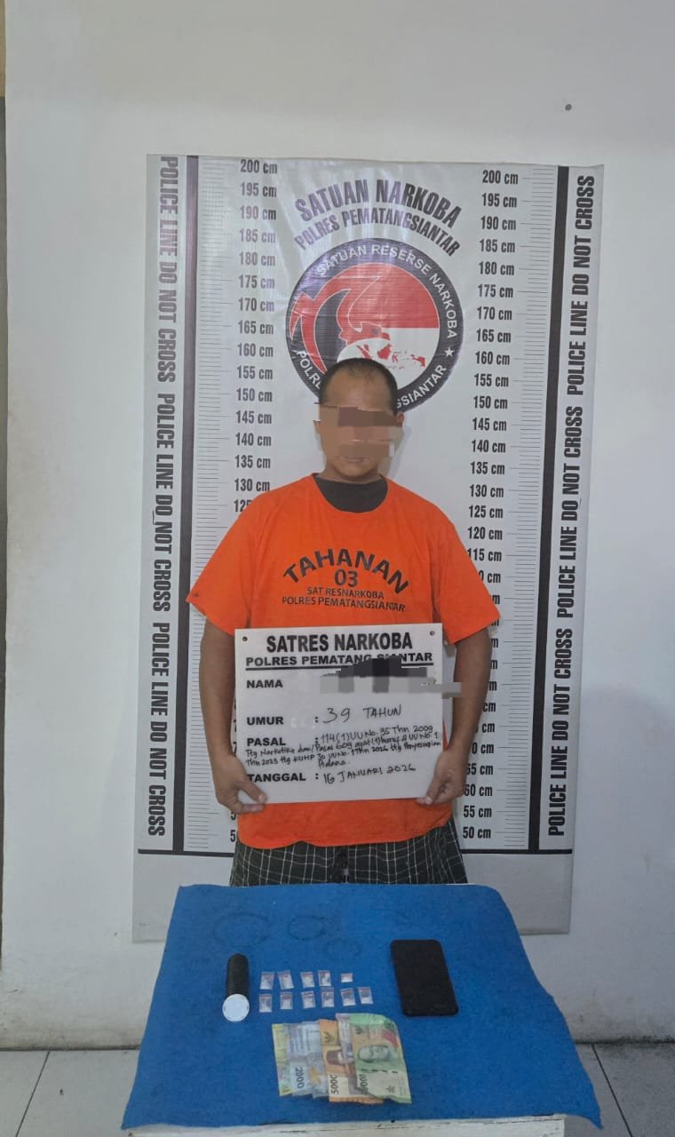 Sat Res Narkoba Polres Pematang Siantar Tangkap DS Dipinggir Jalan Miliki 11 Paket Sabu