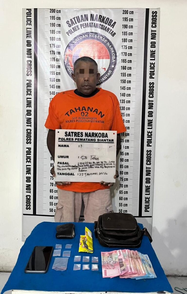 Berdiri Dipinggir Jalan, Polres Pematang Siantar Tangkap Pemilik 6 Paket Sabu