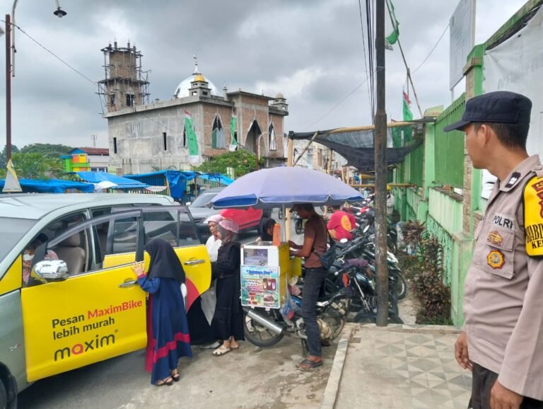 Bulan Suci Ramadhan 1447 H, Polsek Siantar Selatan Laksanakan Pengamanan Ritual Ziarah
