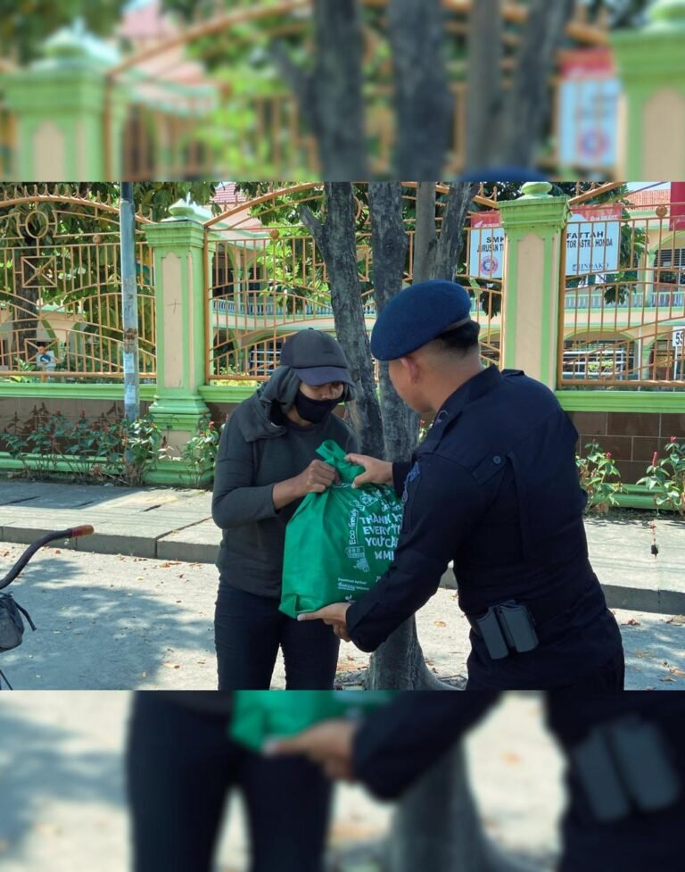 Menebar Kebaikan di Hari Minggu, Satuan Brimob Polda Sumut Hadir Menguatkan Kebersamaan Ditengah Masyarakat