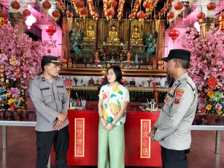Jalin Silaturami Dengan Tokoh Agama, Sat Binmas Polres Pematang Siantar Sambangi Vihara Samiddha Bhagia