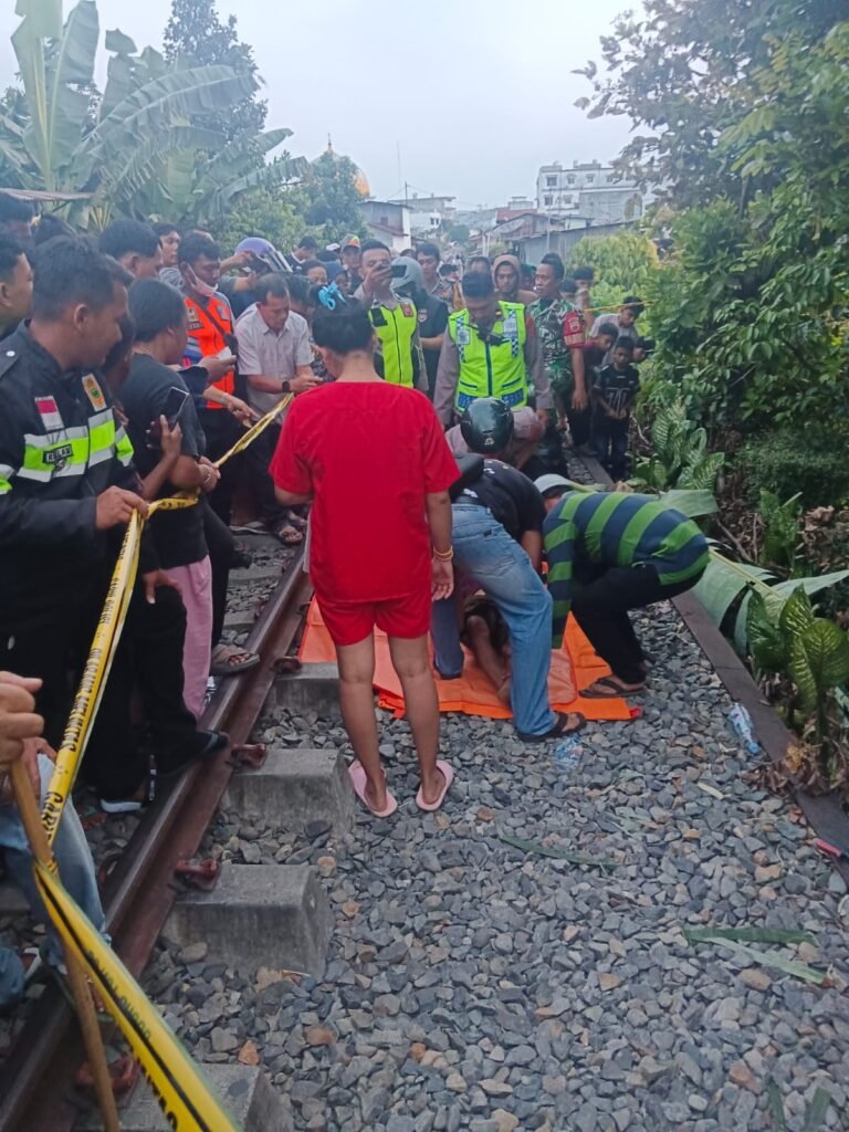 Polres Pematang Siantar Cek TKP Dan Evakuasi Korban Tertabrak Kereta Api