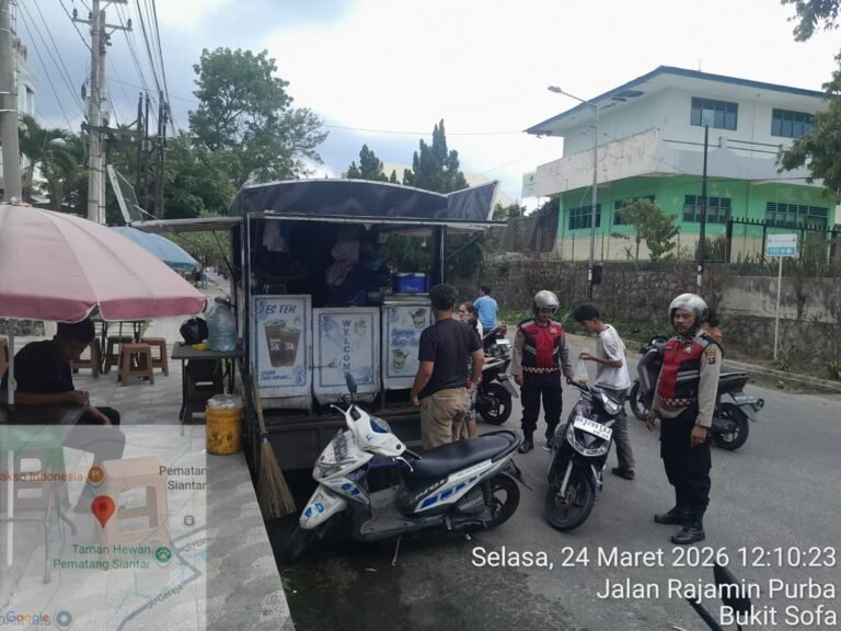 Antisipasi Kemacetan,Samapta Polres Pematang Siantar Maksimalkan Patroli Dan Gatur Lalin