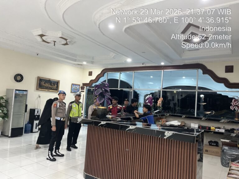 Patroli Malam Polres Labusel Sasar Titik Rawan, Situasi Kotapinang Aman Dari 3C Dan Balap Liar