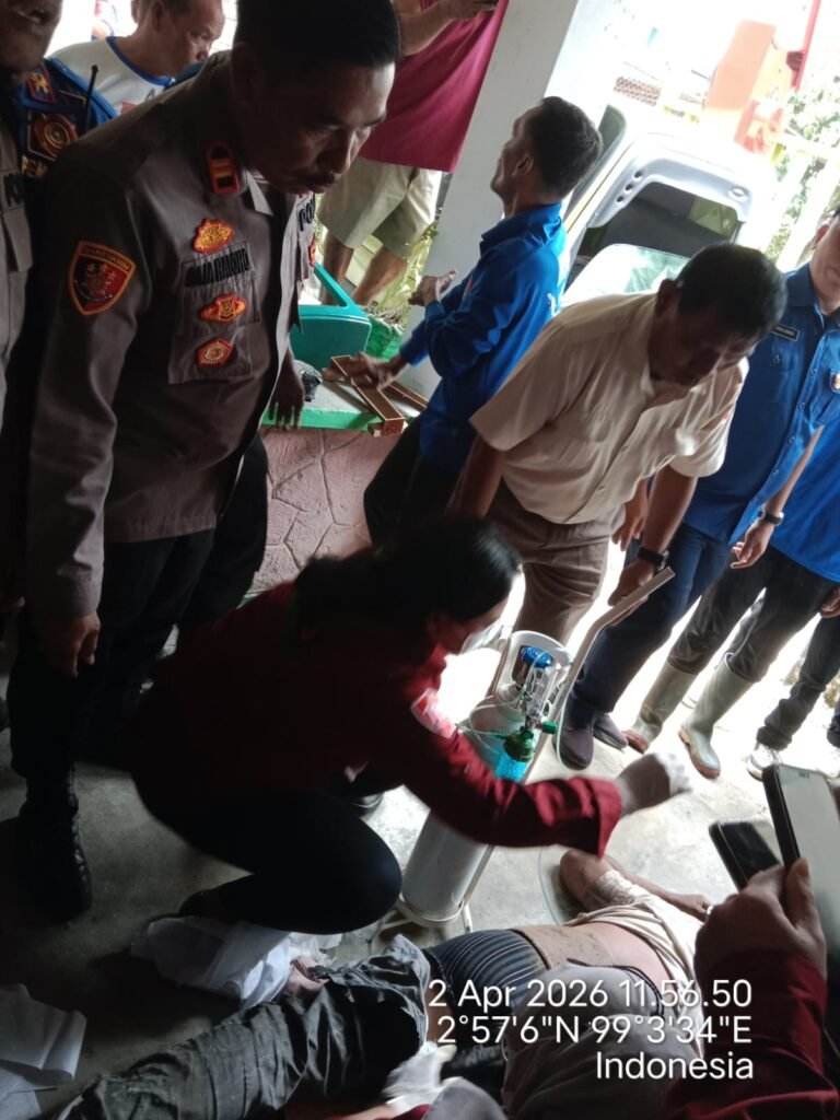 Polsek Siantar Barat Cek TKP Dan Evakuasi Pekerja Tertimpa Reruntuhan Bangunan