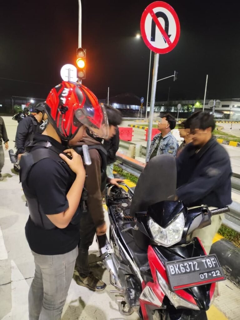 Patroli Hingga Subuh, Polres Pematang Siantar Amankan Delapan Sepeda Motor Knalpot Brong