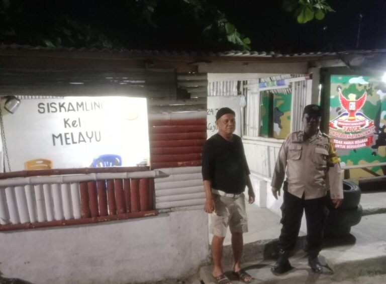 Polsek Siantar Utara Laksanakan SALING di Pos Kamling Jalan Tanah Jawa