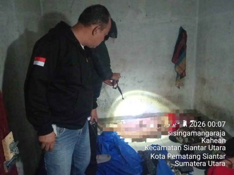 Polsek Siantar Utara Cek TKP Temuan Mayat di Kios Kosong Eks Terminal Sukadame Parluasan