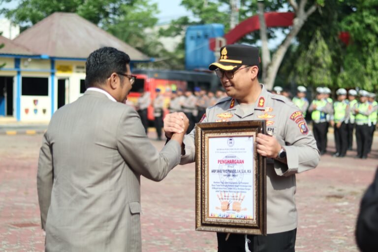 Tangani Kasus Viral Secara Humanis, Polres Langkat Raih Penghargaan Komnas PA