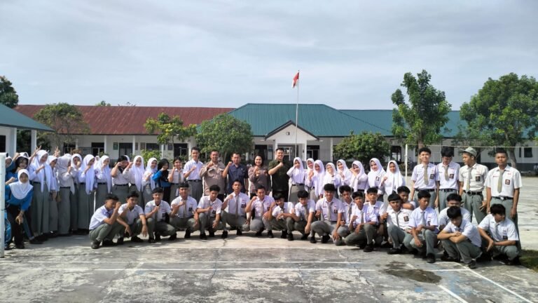 Program Go To School,  Sat Binmas Polres Binjai Ajak Pelajar Tidak Terlibat Kenakalan Remaja