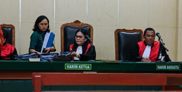 ‎Sidang PHI PT Tor Ganda, Hakim : Saudara Saksi Bisa Kami Perintahkan Supaya Ditahan