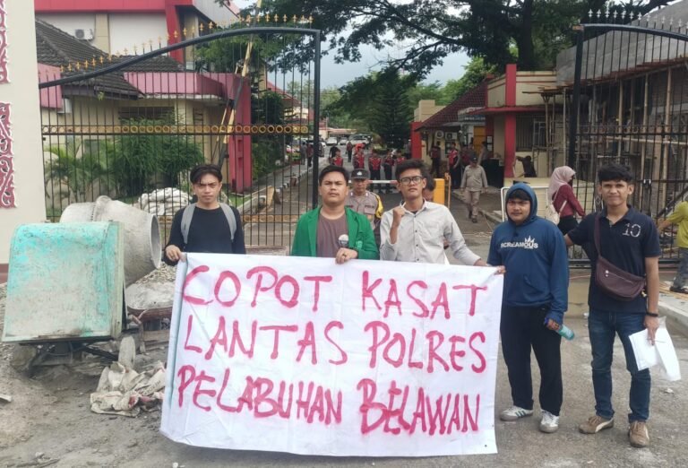 HIMMAH Medan Gelar Unjukrasa, Desak Kapolda Sumut Usut Dugaan Pungli SIM di Polres Pelabuhan Belawan