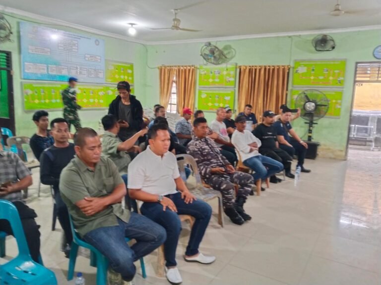 Polsek Medan Labuhan Bersama Forkopimca Mediasi Perdamaian Dua OKP di Kelurahan Besar Dan Tangkahan