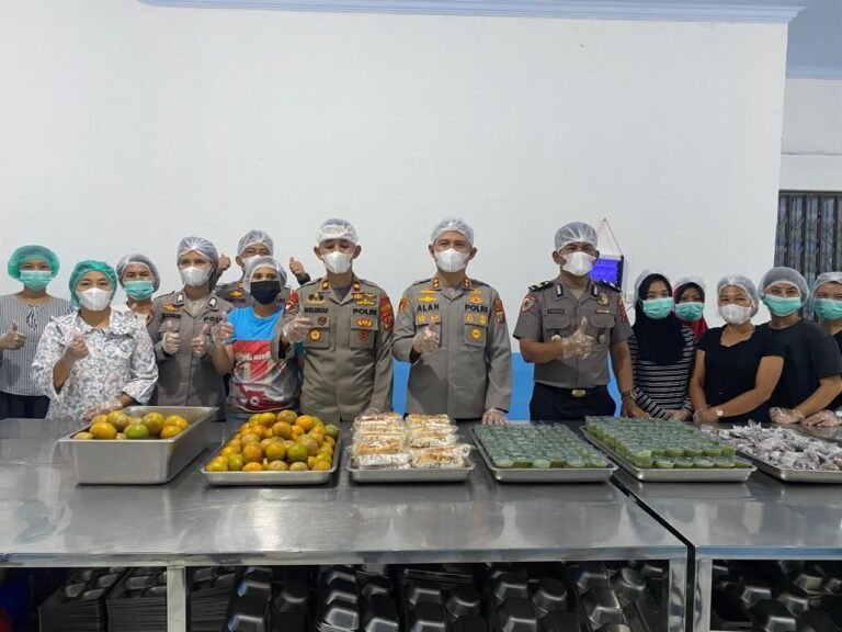 Apel Gabungan Sat Binmas Polres Binjai, Kapolres Tekankan Peran Aktif Bhabinkamtibmas Jaga Keamanan Warga