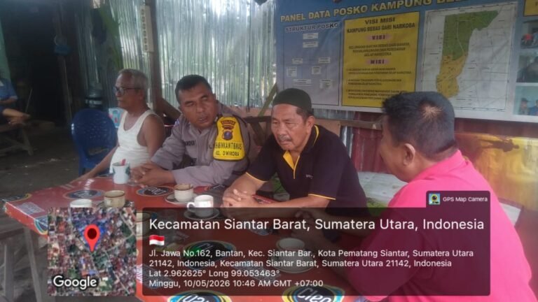 Bhabinkamtibmas Polsek Siantar Barat Patroli Ajak Warga Memerangi Narkoba