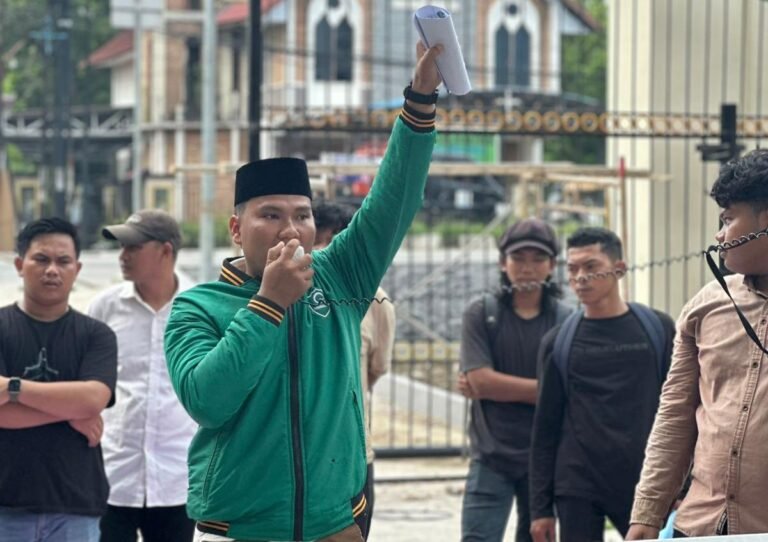 Aksi Jilid V HIMMAH Sumut: Sebut Nama ‘Wak Uteh’ dan Desak Pencopotan Kasatreskrim Polres Pelabuhan Belawan
