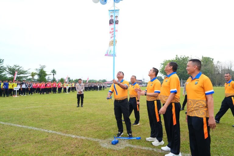 Kapolda Sumut Buka Pekan Olahraga Dan Rohani Sambut Hari Bhayangkara ke 80