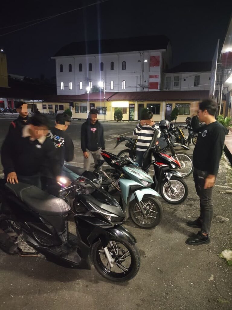 Timsus Dayok Mirah Polres Pematang Siantar Patroli Rutin Dan Amankan 5 Sepeda Motor Knalpot Brong