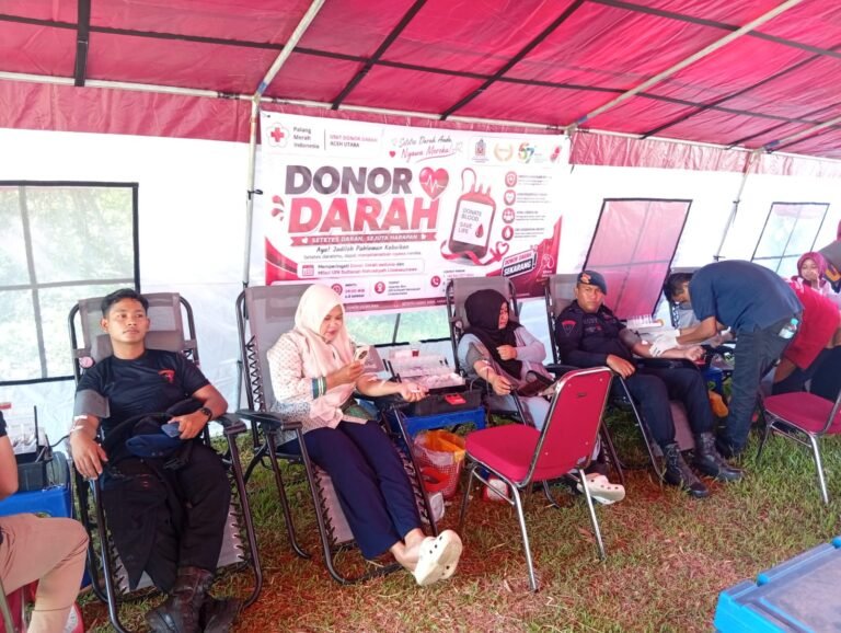 Brimob Aceh Batalyon B Pelopor Donor Darah Sambut HUT Ke 57 UIN Sultanah Nahrasiyah