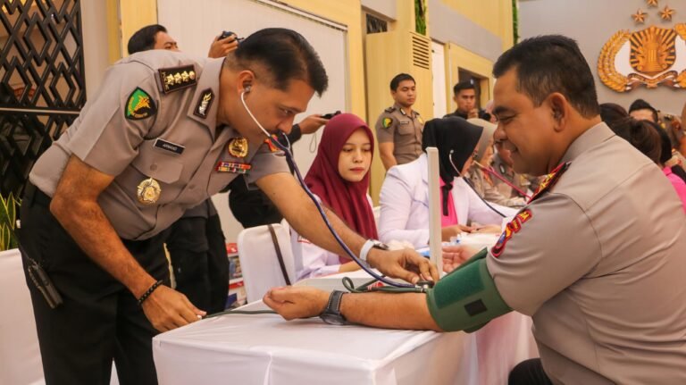 Sambut HUT Bhayangkara ke 80, Polda Sumut Gelar Bakti Kesehatan Donor Darah Untuk Kemanusiaan