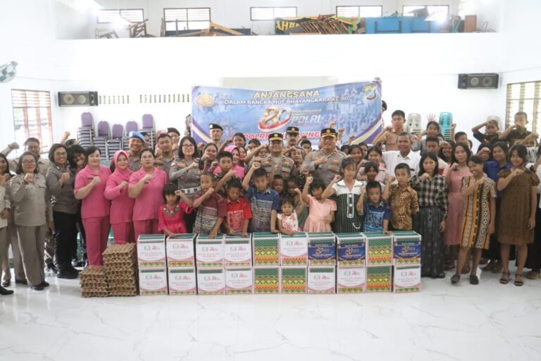Kapolres Simalungun Gelar Anjangsana ke Anggota Sakit Dan Panti Asuhan, Wujud 80 Tahun Polri Untuk Masyarakat