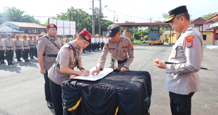 Kapolresta Deli Serdang Pimpin Sertijab Kasat Reskrim Dan Dua Kapolsek Jajaran