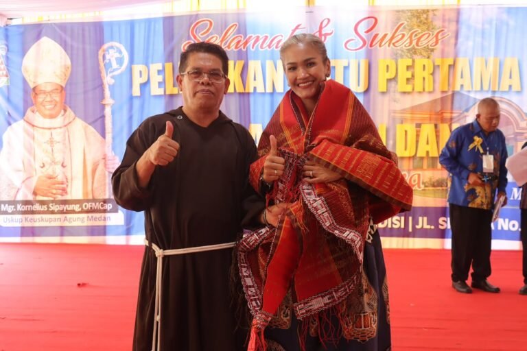 Kapolres Pematang Siantar Hadiri Peletakan Batu Pertama Dan Penggalangan Dana Gereja ST. Klara
