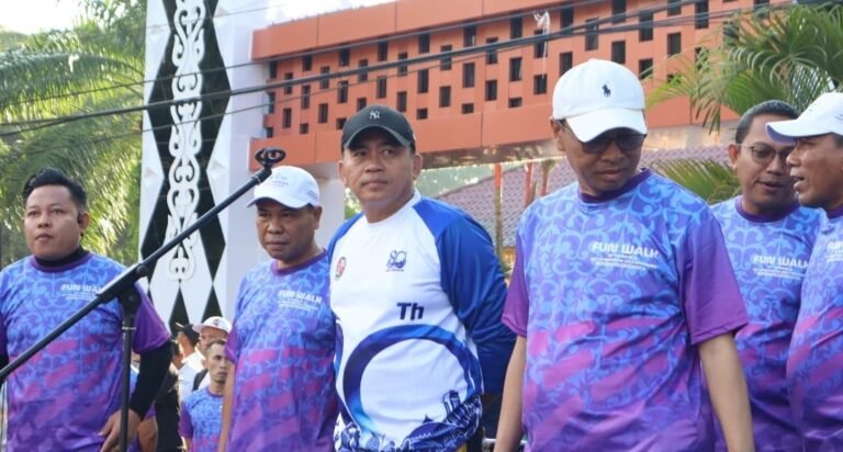 Polresta Deli Serdang Ikuti Fun Walk Peringati Hari Jadi ke 80 Kabupaten Deli Serdang Dan HUT APKASI ke 26