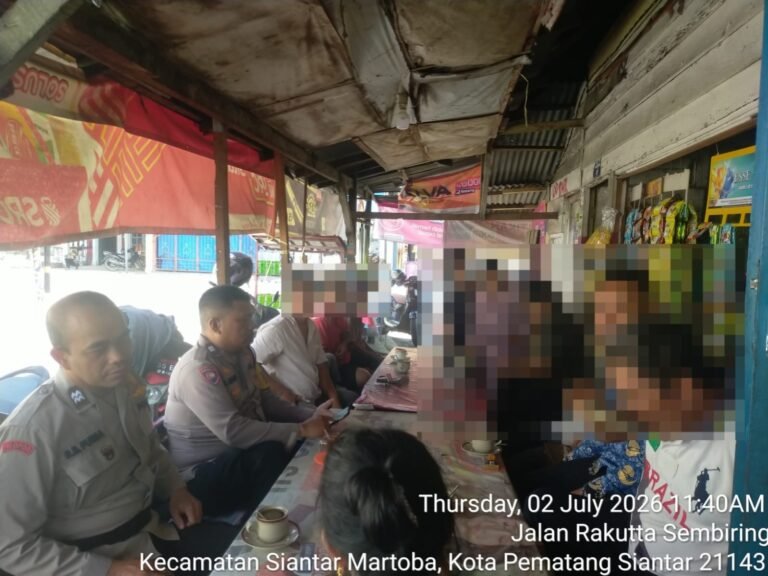 Bhabinkamtibmas Polsek Siantar Martoba Mediasi Laporan Warga Simpang Jalan Tangki