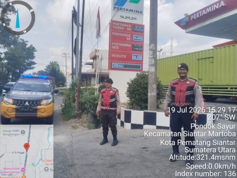 Pastikan Pengisian BBM di SPBU Aman, Sat Samapta Polres Pematang Siantar Laksanakan Pengamanan