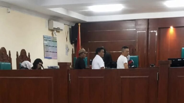 Pengakuan Agus di Persidangan Buka Pertanyaan, Mengapa Berkas Perkaranya Dipisah Dengan Rustam