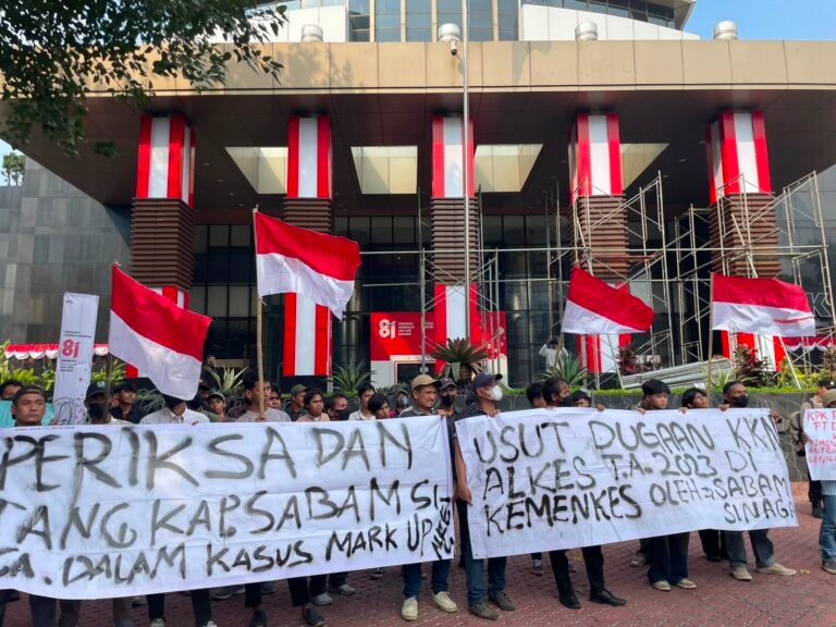 Desak Pengusutan Dugaan Markup Pengadaan Barang Oleh Sabam Sinaga, JATMIKO Geruduk KPK