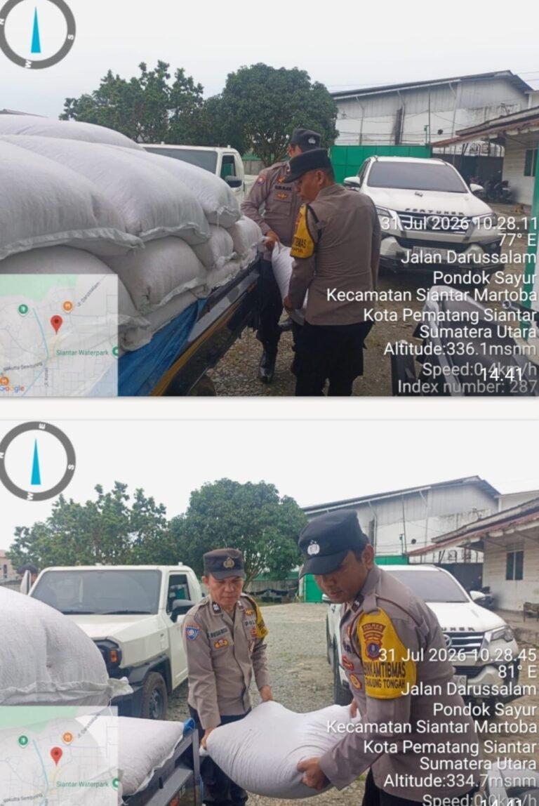 Bhabinkamtibmas Bersama Petani Binaan Jual Jagung ke Bulog Cabang Pematang Siantar