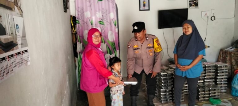 Polsek Siantar Martoba Montoring Distribusi MBG di Posyandu Jalan Madrasah