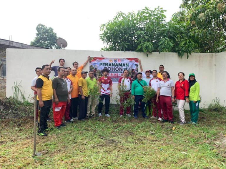 Sambut HUT Ke 81 RI, Sat Reskrim Polres Pematang Siantar Penanaman Pohon di Lapangan Tembak Aspol