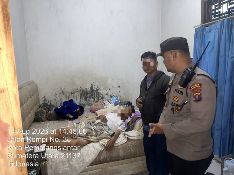 Polsek Siantar Martoba Cek TKP Laporan Dugaan Penyekapan Lansia di Rumah Jalan Deyah
