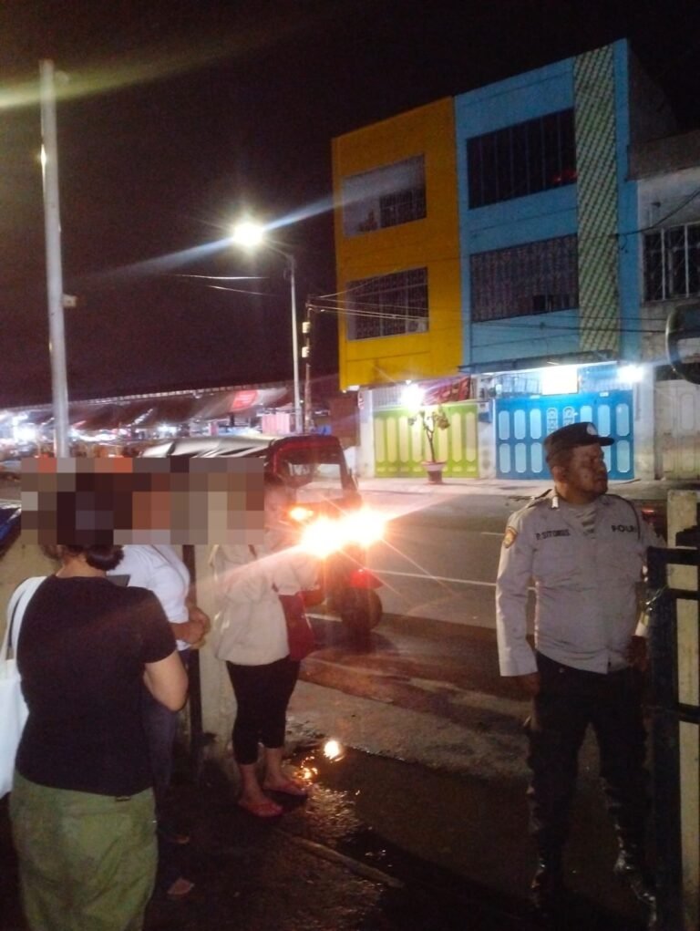 Polsek Siantar Barat Respon Cepat Lakukan Pengecekan Laporan Warga di Jalan Merdeka