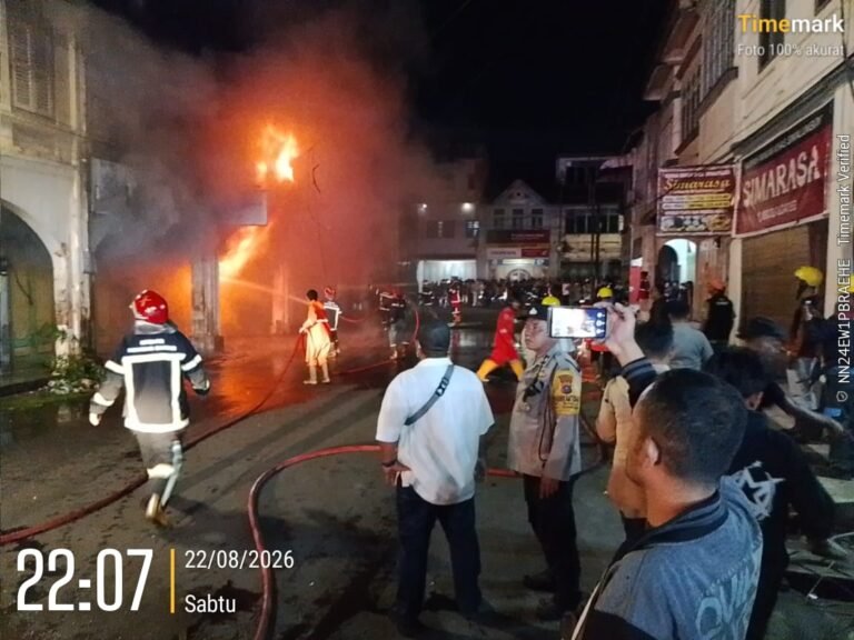 Kebakaran Lima Unit Ruko di Jalan Bandung, Polres Pematang Siantar Sigap Pengecekan Dan Pengamanan TKP